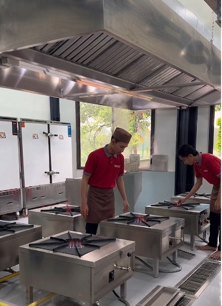 Dapur Penuh Asap dan Bau Menyengat? Serahkan Pada Ahlinya di Depok!